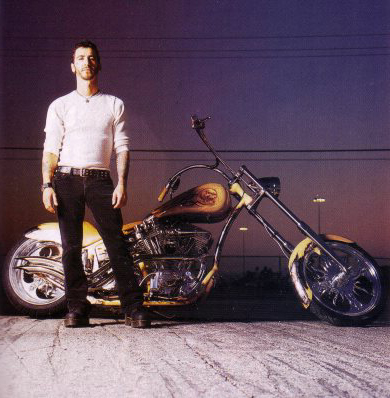 sully2004mag2.jpg
